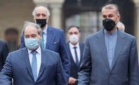 المقداد استقبل عبد اللهيان بمطار دمشق: إننا نقف إلى جانب إيران في متابعتها الحثيثة للملف النووي