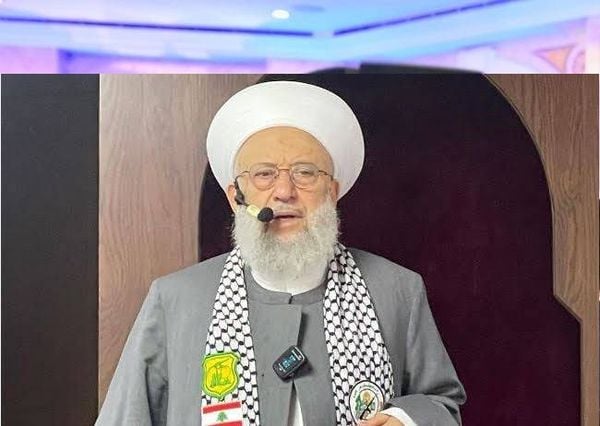 ماهر حمود: لا تغيّروا دينكم لإرضاء السياسة