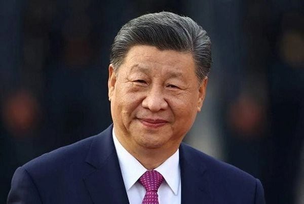 الرئيس الصيني: نأمل أن تعامل الشركات الصينية في الولايات المتحدة بإنصاف، ويجب وجود حوار دائم بين الجيشين الأميركي والصيني.