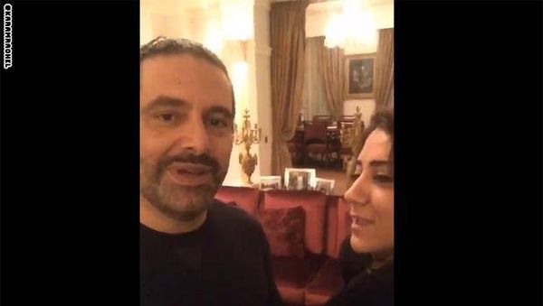لقاء مع الجديد