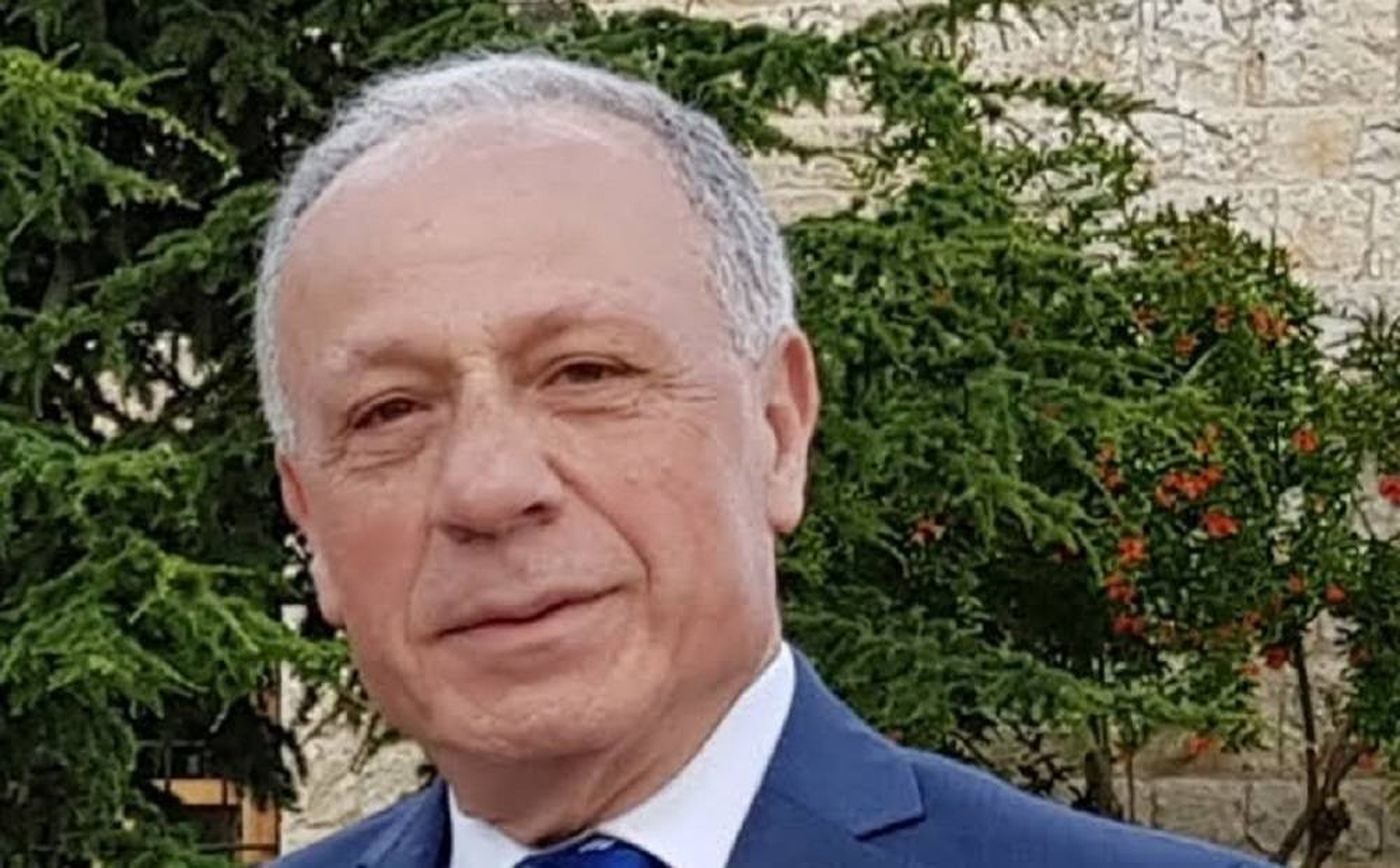 وزير الدفاع الإيرلندي لنظيره اللبناني: اهمية توصل التحقيق الى معرفة حقيقة وتفاصيل الحادثة المؤلمة