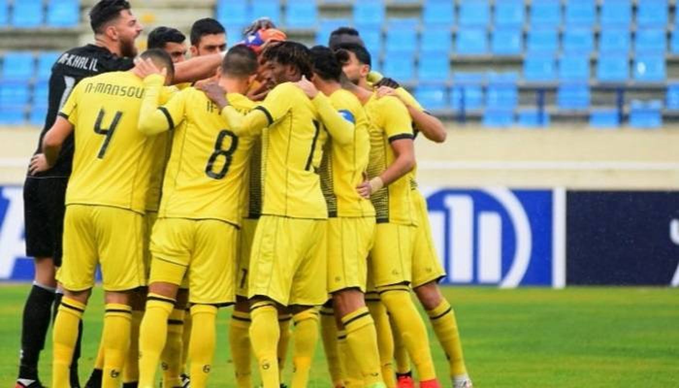 العهد يتسلم كأس البطولة اليوم