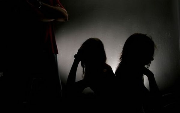 توقيف شبكة نيجيرية تتاجر بالبشر