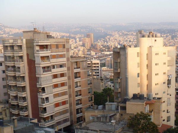 الحرارة المستمرة ثؤثر في البنى التحتية للمباني
"الهيئة اللبنانية للعقارات": يجب الكشف
عليها حرصا على السلامة العامة