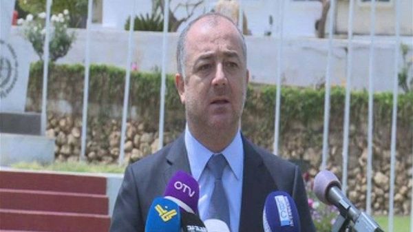 وزير الدفاع من الناقورة: لا يوجد أي مؤشر بأن هناك حرب اسرائيلية على لبنان