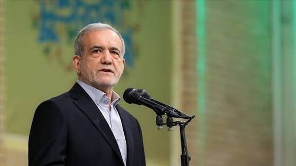بزشكيان: إيران في حالة حرب شاملة مع أميركا و
