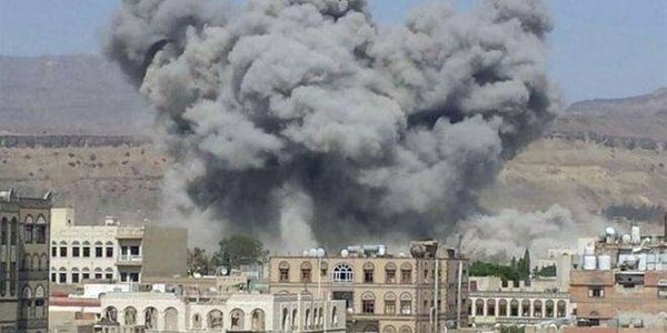 إصابة يمنيين جراء انفجار لغم في الجوف
