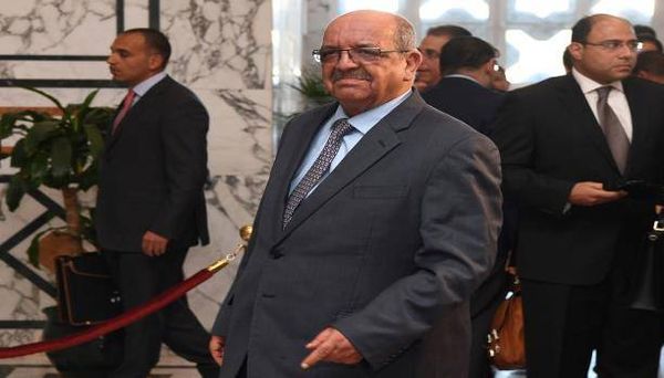 زيارات عربية ودولية لليبيا بعد لقاء السراج وحفتر