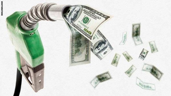 انهيار أسعار النفط يهدد بثورة ضد السعودية في "أوبك"