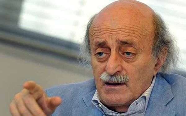 جنبلاط : لا قيمة للضربات طالما لا ترفق بالحلّ السياسي