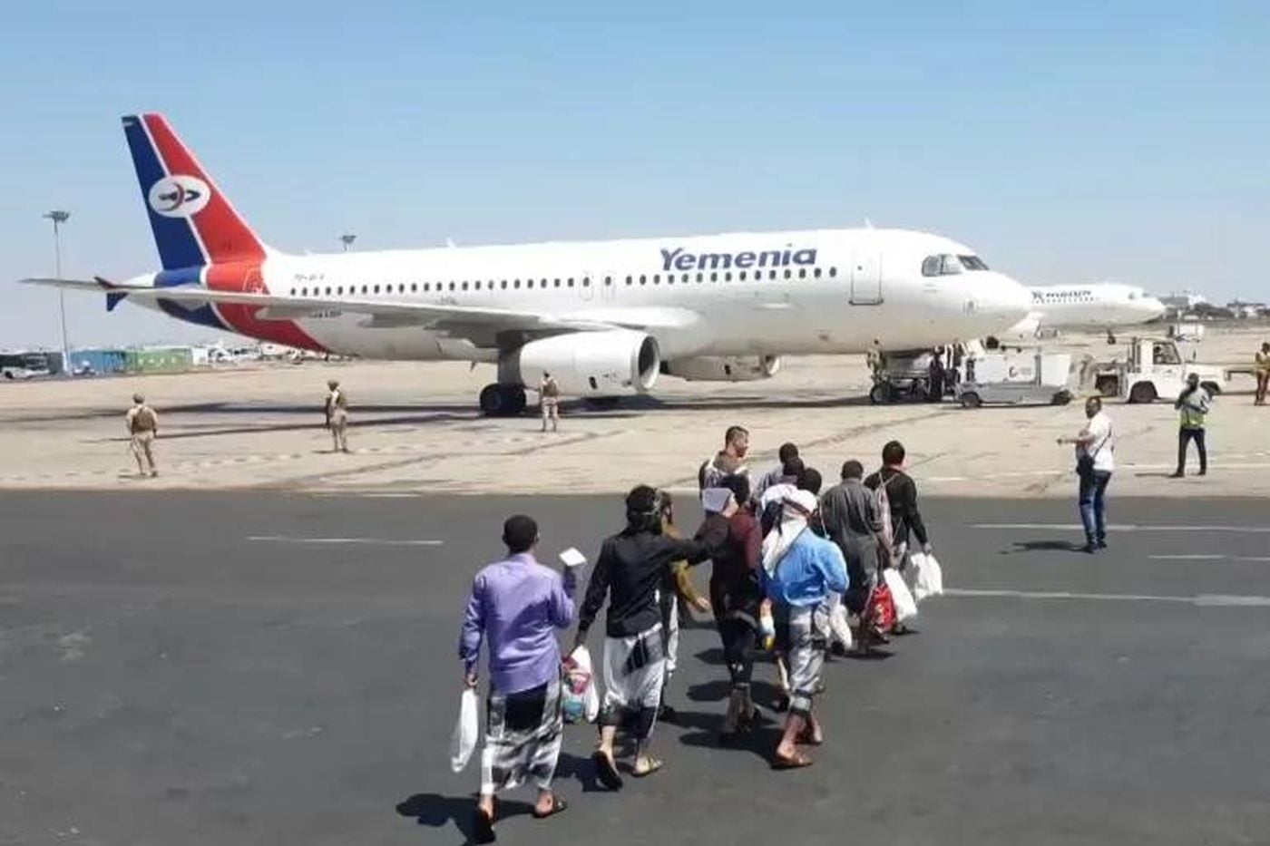 اتفاق بين الحكومة اليمنية والحوثيين على تبادل نحو ثلاثة آلاف أسير