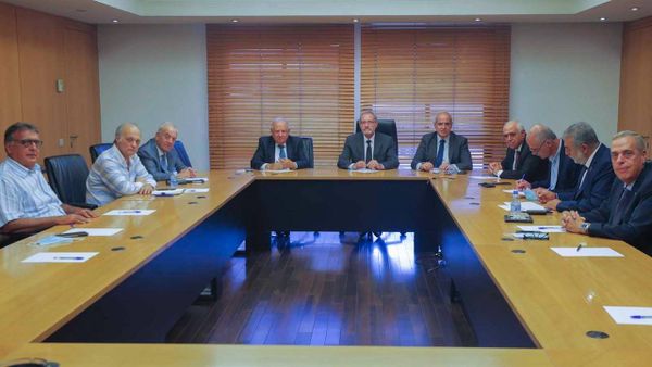 اجتماع لنقباء المهن الحرة في نقابة المهندسين