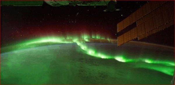 موجات راديو تقود إلى شرارة العاصفة المغناطيسية