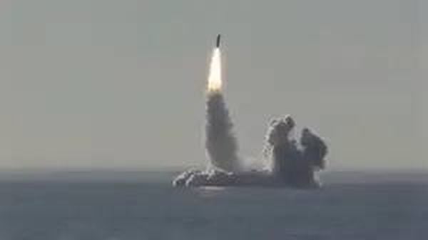 ترامب يدعو إلى معاهدة نووية جديدة مع روسيا بعد انتهاء «نيو ستارت»