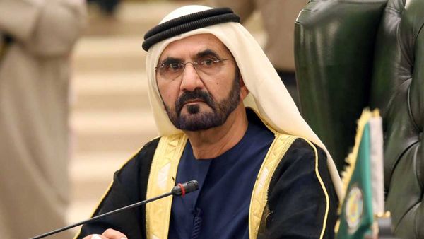 قبل الزيارة "التاريخية".. الشيخ محمد بن راشد يوجه رسالة ترحيب للبابا فرنسيس