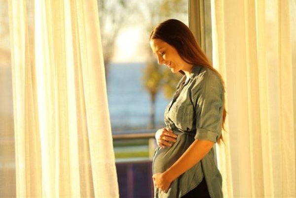 هل تعلمين ان التحدّث مع الجنين قبل الولادة مفيد جداً؟