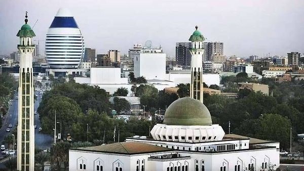 بلومبيرغ: هل سيكون السودان الدولة التالية التي تطبع مع إسرائيل؟