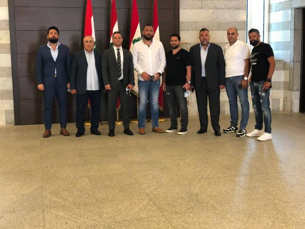 اجتماع لجنة ممثلو الملاهي الليلية في لبنان مع لجنة الكورونا في السراي الحكومي