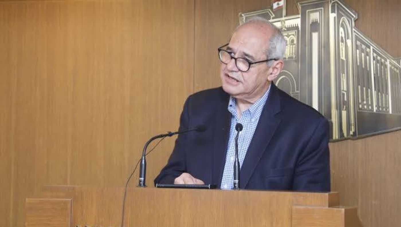 خلف: الجيش يستحق الالتفاف الوطني ودعم قدراته الدفاعية
