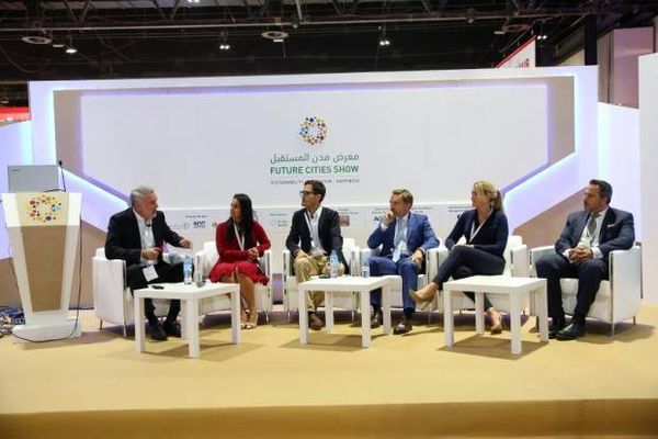 140 دولة في ملتقى الاستثمار السنوي بدبي اليوم