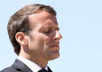 الشرطة الفرنسية تعتقل مشتبها به في محاولة لاغتيال ماكرون!