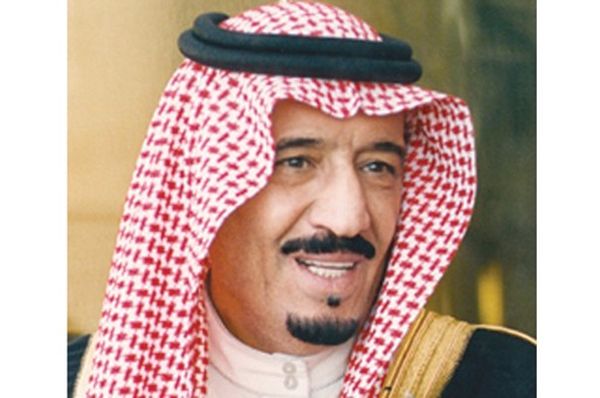 تسلم الامير سلمان بن سلطان مركز نائب وزير الدفاع السعودي