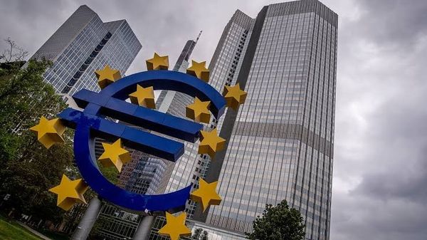 التضخم يربك أوروبا.. والبنك المركزي يلوّح برفع جديد للفائدة