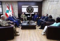 قائد الجيش استقبل القصيفي