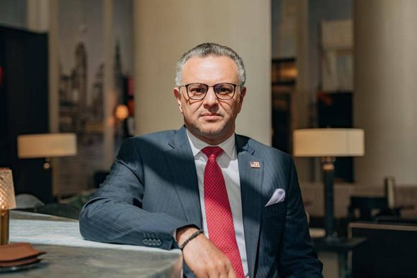 بولس: ترامب يتحرك مباشرة ويثبت على موقفه