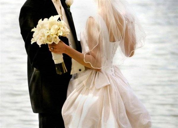 قصّة مؤثرة: حجز كنيسة لجنازته.. فدخلها عريساً بعد ان تغلّب على مرضه!