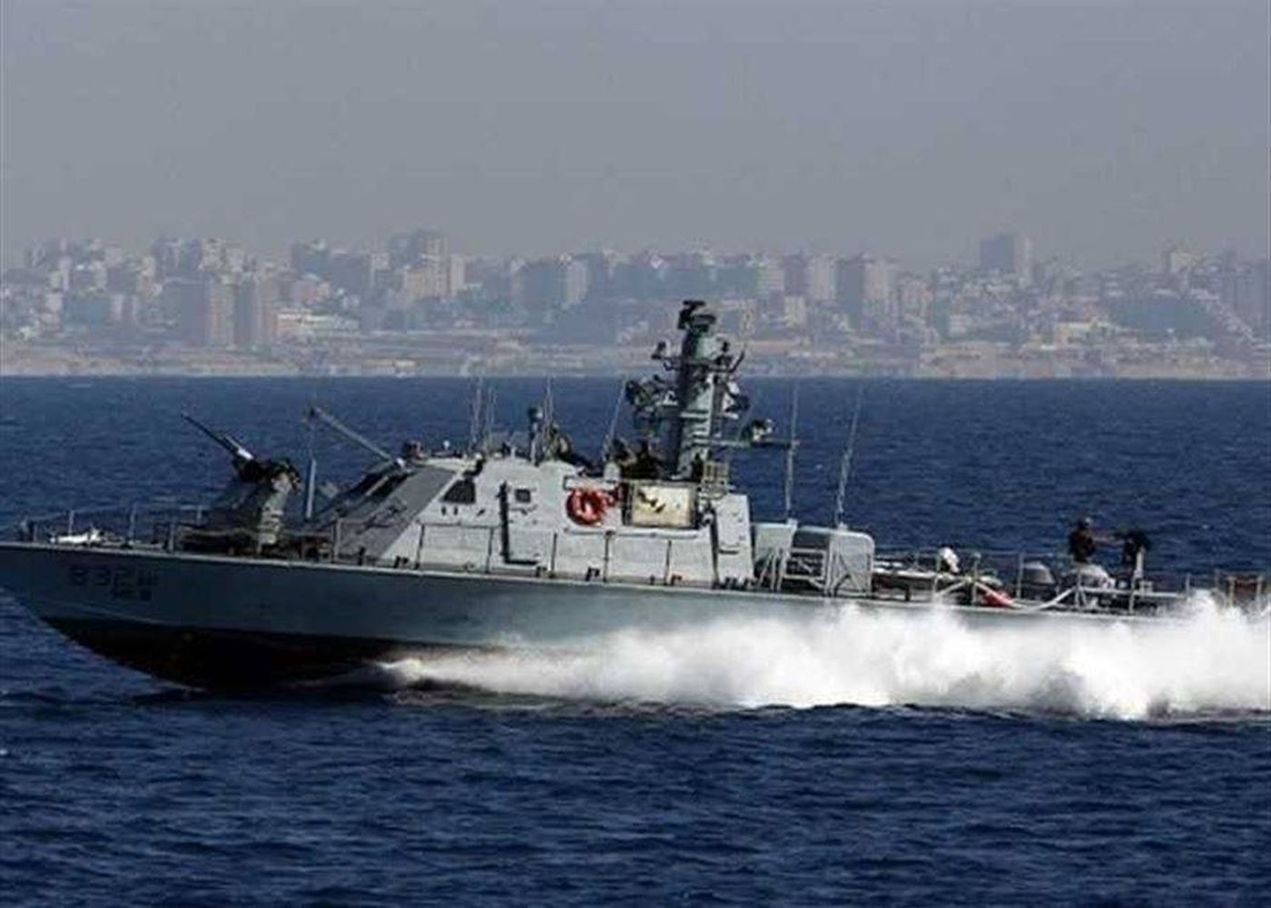 الجيش اللبناني أعلن عن 4 خروقات بحرية معادية.. والعدو ينفي!