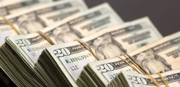 الدولار يتجه صوب أدنى مستوى في 3 أشهر