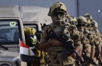 مصر تحشد قوات كبيرة على حدود 