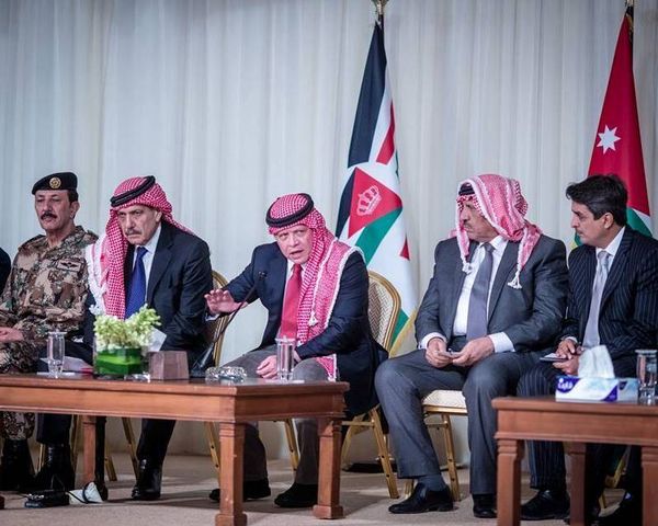 غضبٌ وامتعاض للعاهل الأردنيّ من تصرفات أعضاء في مجلس النواب