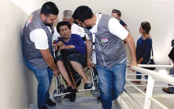 إنقلاب في السباق الى القصر الجمهوري ؟!