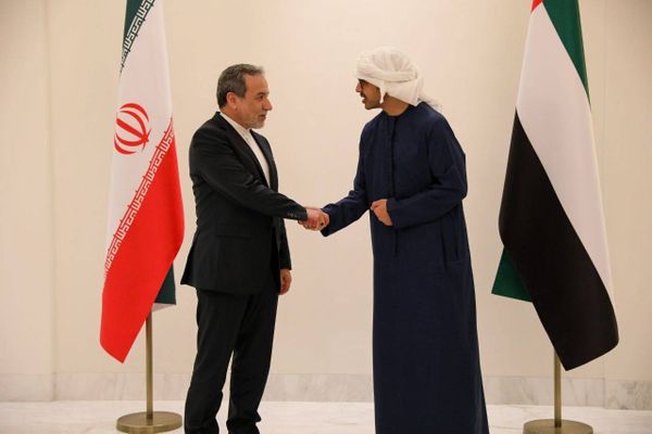 توافق إيراني–إماراتي على دعم الاستقرار والسلام في اليمن