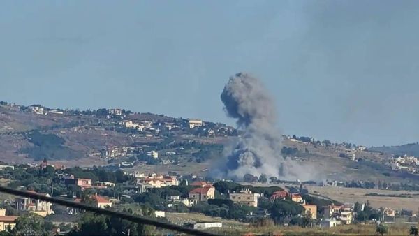 قصف مدفعي إسرائيلي وتفجيرات فجراً بالجنوب