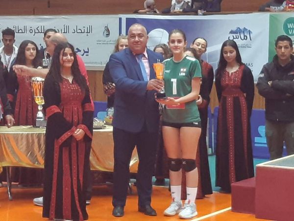 حنا الزيلع "النجم " الاداري
لبطولة غرب آسيا بالكرة الطائرة