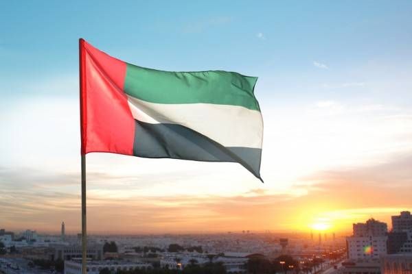 كيف علّق السفير الإماراتي بأميركا على اتهامات "واشنطن بوست"؟