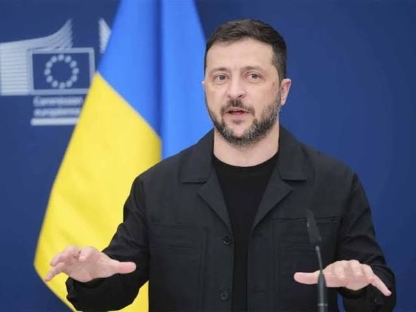 الرئيس الأوكراني زيلينسكي: نريد إطلاق 1000 مسيّرة بعيدة المدى تجاه روسيا يوميًا