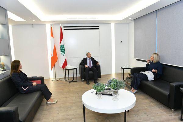 باسيل: سبب النزوح السوري قد انتفى بالكامل
وبالتالي لا داعي ولا تبرير لبقاء أيّ سوري نازح