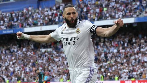 ريال مدريد يعلن رحيل بنزيما ونادي الإتحاد يتوصل لاتفاق رسمي معه لموسمين