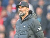 فولهام يغرق مدرب ليفربول في مياه ملعبه