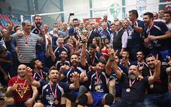 بطولة لبنان في الكرة الطائرة :
سبيدبول يحتفظ باللقب بعد نهائي مثير