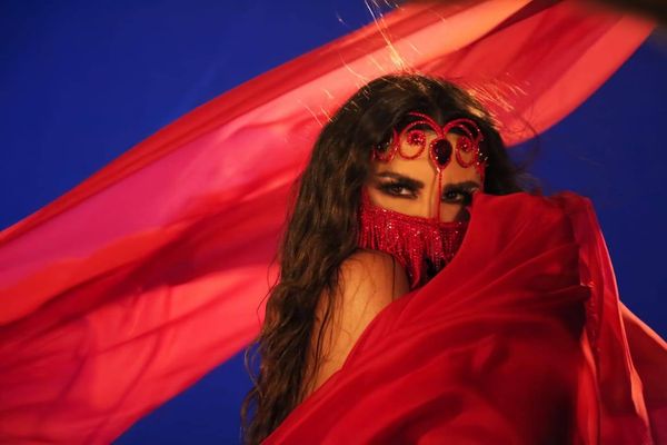 نيللي مقدسي تطلق «الحلو طل»