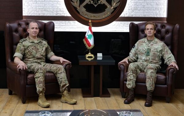 السفارة البريطانية: كولينز جدّد التأكيد على الشراكة مع لبنان واستمرار دعم الجيش