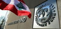 أين أصبحت المفاوضات مع صندوق النقد؟
حمود لـ "الديار": لا تزال في بدايتها 
بودياب لـ"الديار": الودائع لن تستردّ قبل إقرار القوانين