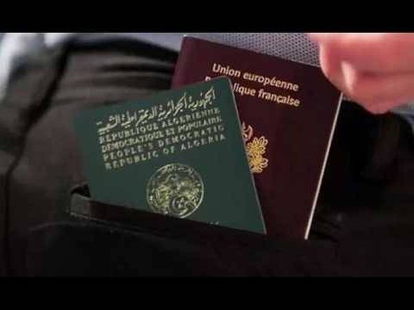 رفضت المصافحة.. فطارت الجنسية بآخر لحظة
