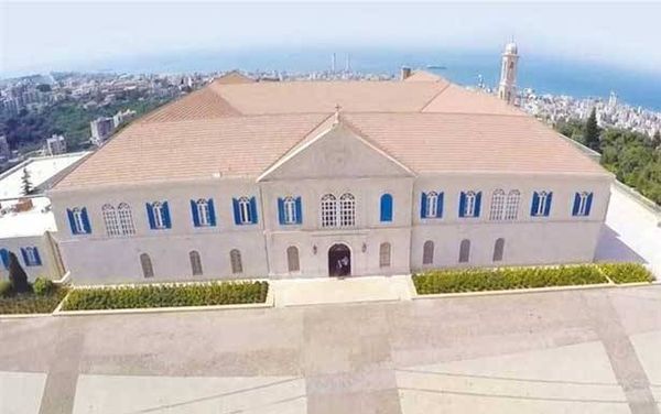 مصادر بكركي: للكف عن رمي «النكايات» في سلة القانون