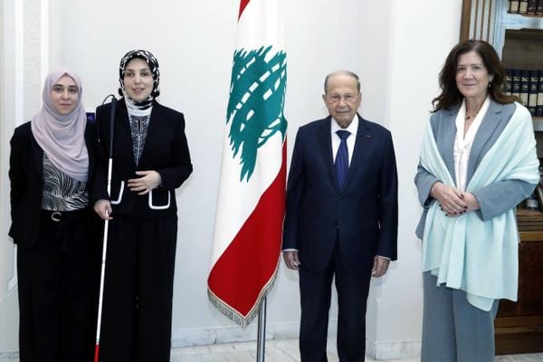 عون عرض مع منقارة أوضاع ذوي الإحتياجات الخاصة
